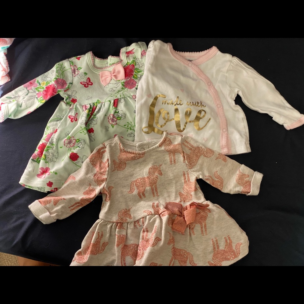 Lot of Newborn tops